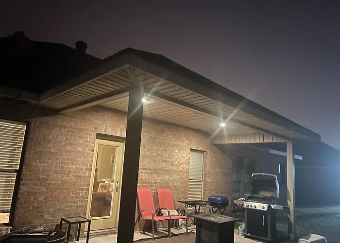 Family Retreat - Pool Table, Gym And Fire Pit Hébergement de vacances